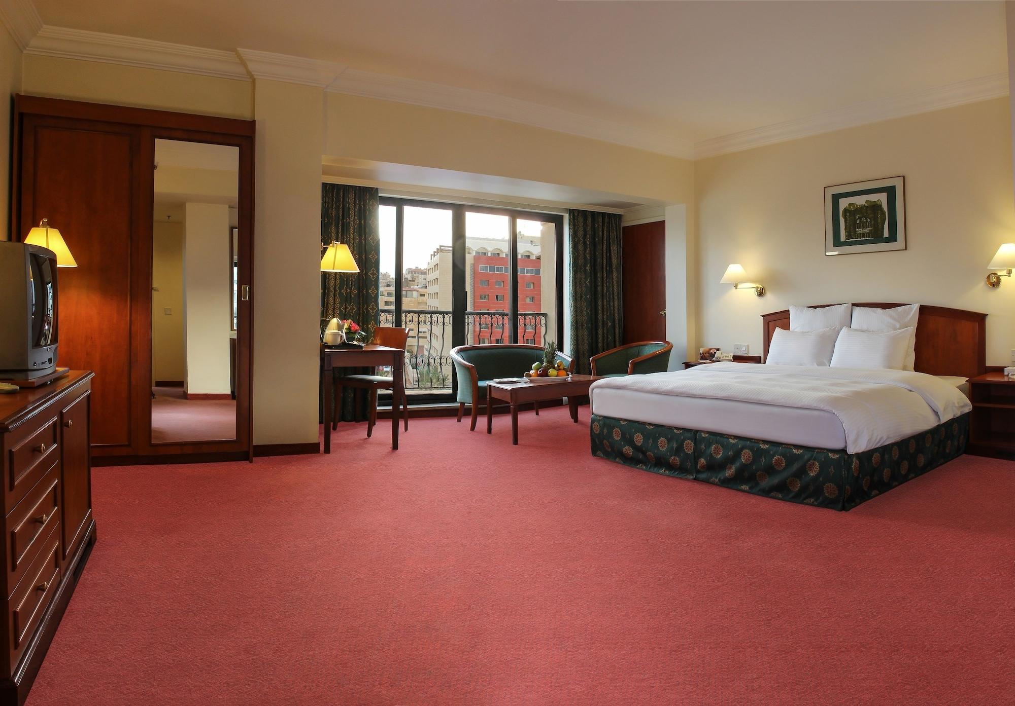 Grand Palace Hotel 4*