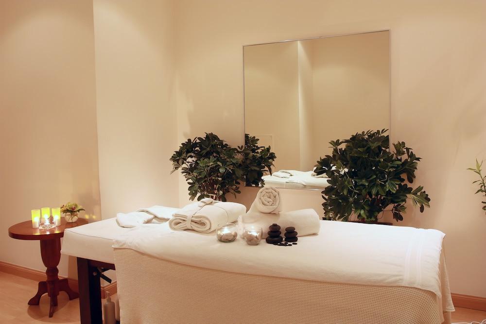 Grand Palace Hotel 4*