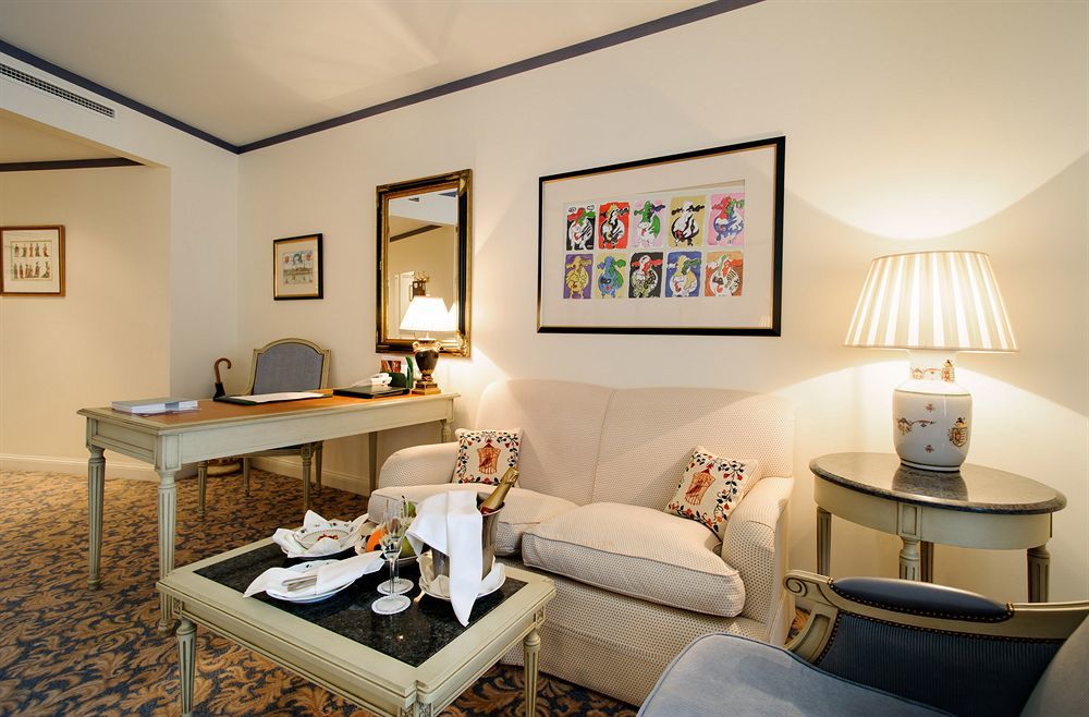 Hotel Grand Palace 4*
